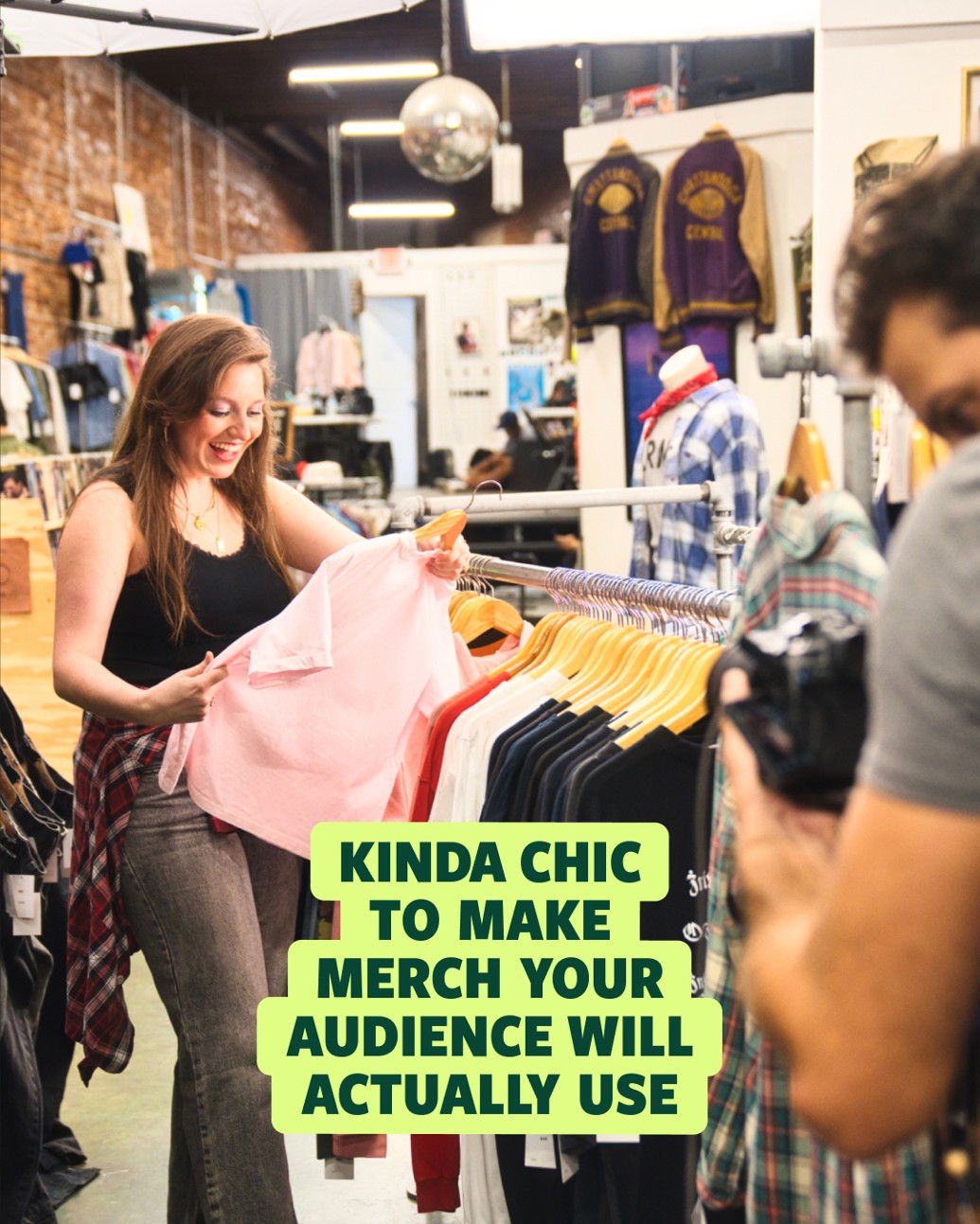 Good merch strategy is just... chic. Tag someone who needs this reminder & follow along for more playbooks & merch that moves us! #merchmovesus #brandedmerch